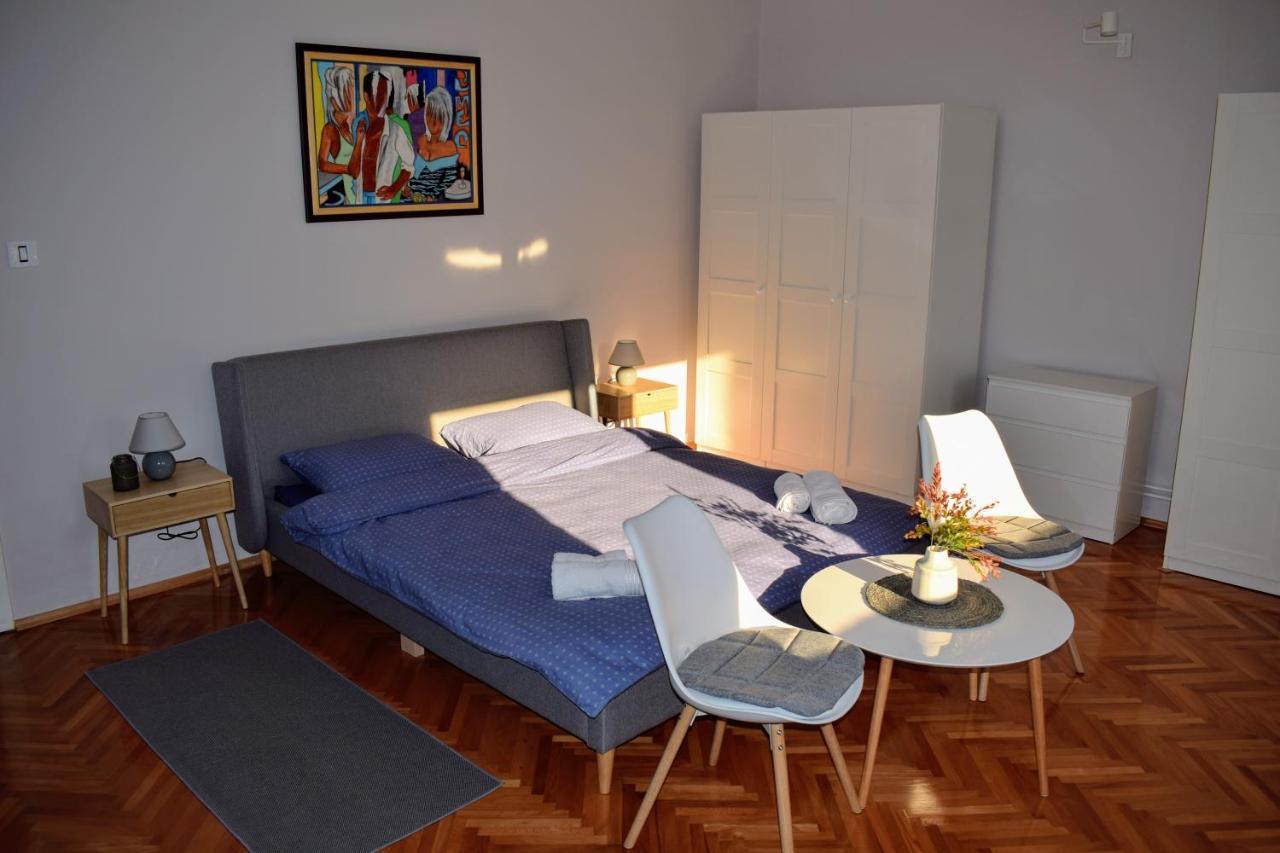 Apartman Komfor Premium スボティツァ エクステリア 写真