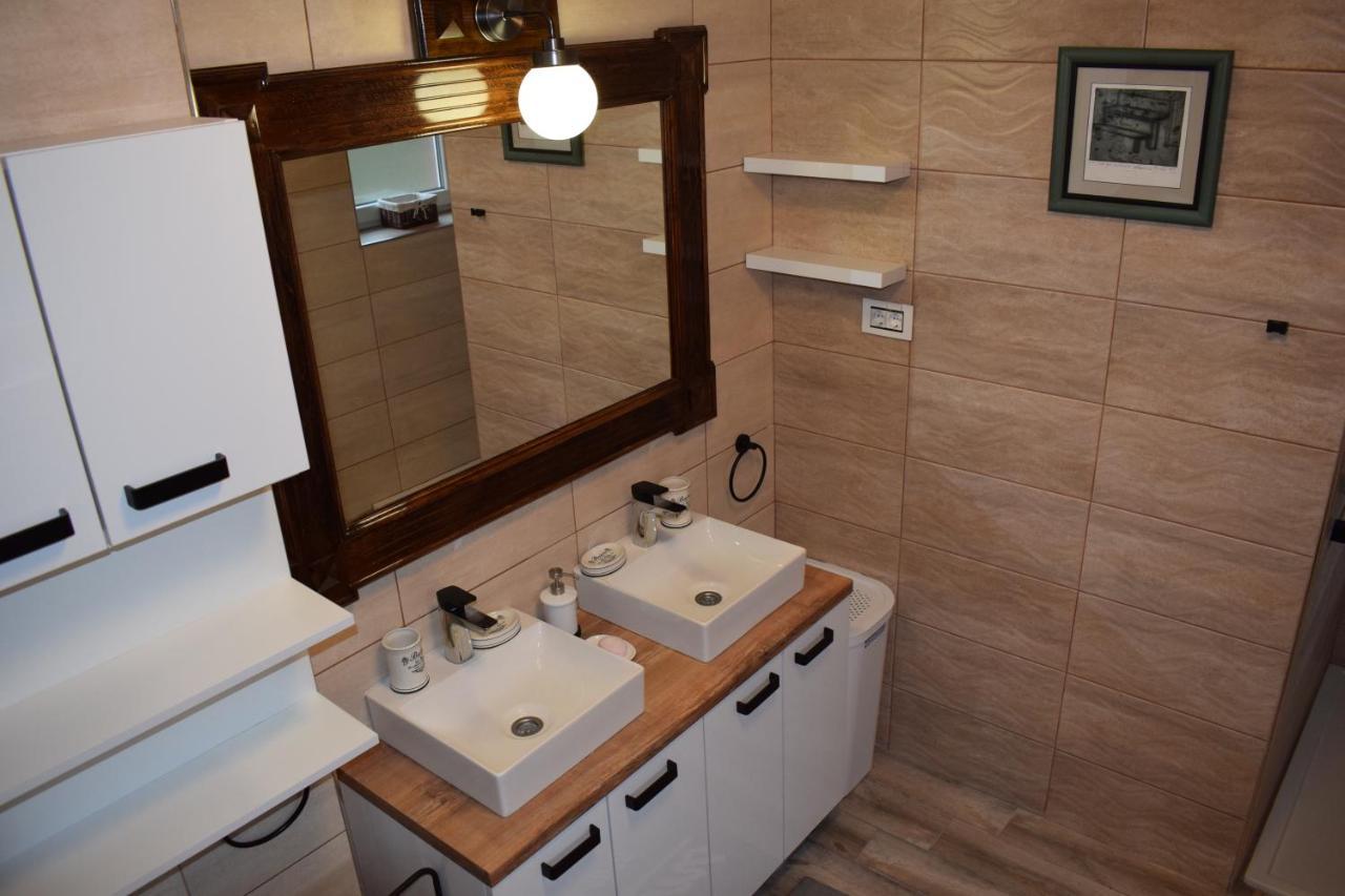 Apartman Komfor Premium スボティツァ エクステリア 写真