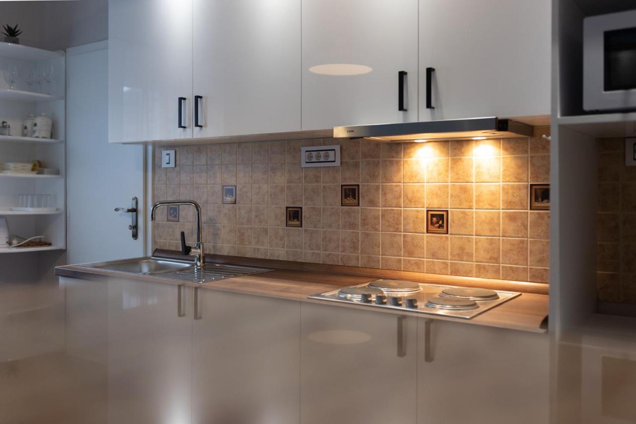 Apartman Komfor Premium スボティツァ エクステリア 写真